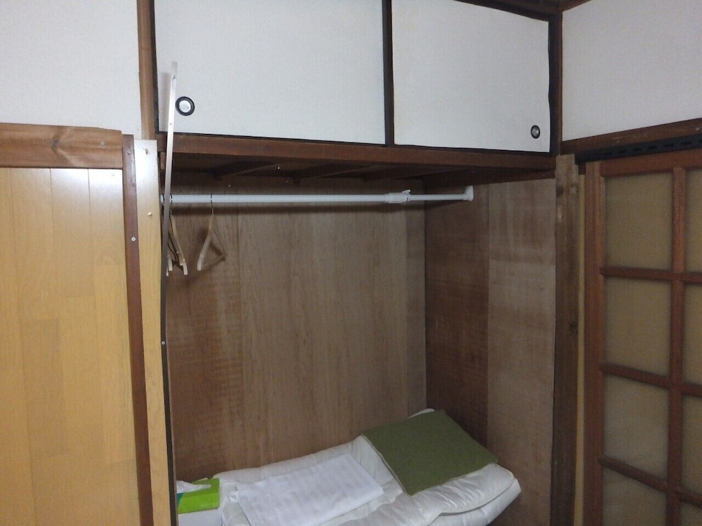 GREEN CORP 202 R 東京