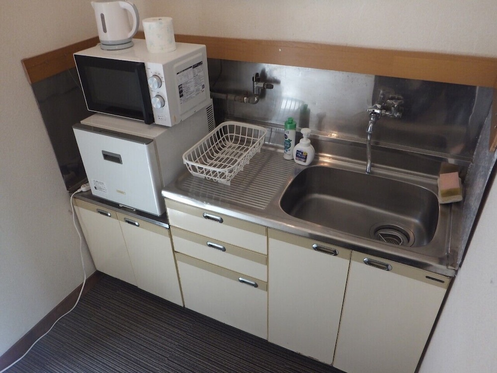 GREEN CORP 202 R 東京