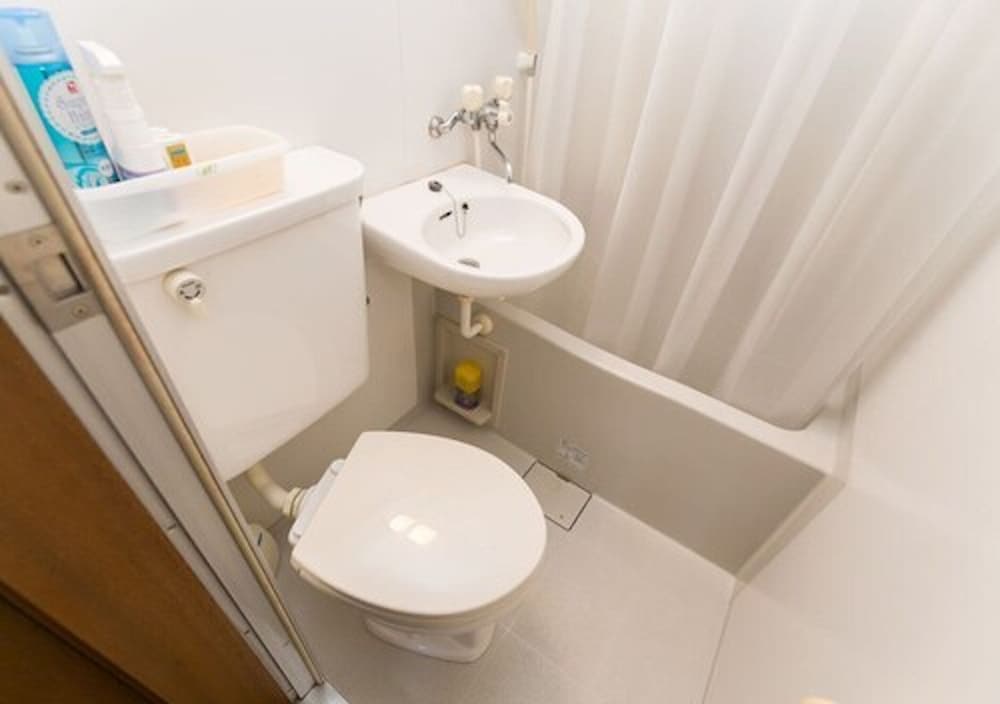 CENTRALLY LOCATED DELUXE FURNISHED.1 東京