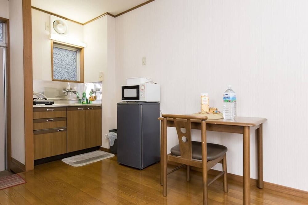 CENTRALLY LOCATED DELUXE FURNISHED.1 東京