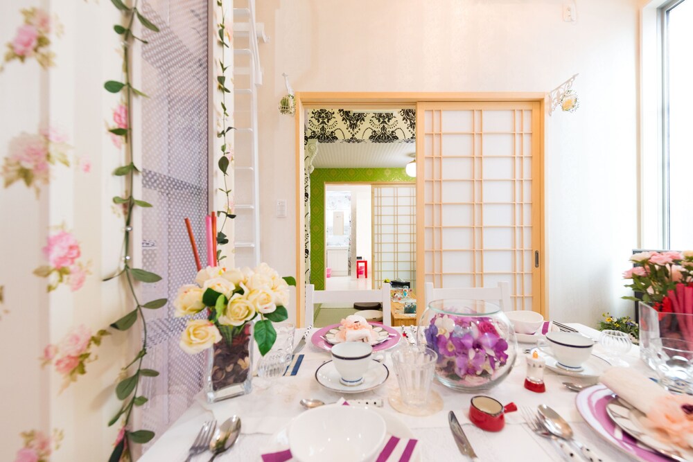 PAPILLON PARADIS NISHI-SHINJUKU 東京