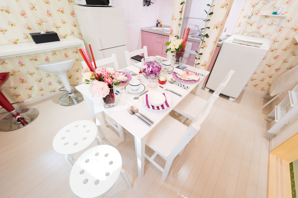 PAPILLON PARADIS NISHI-SHINJUKU 東京
