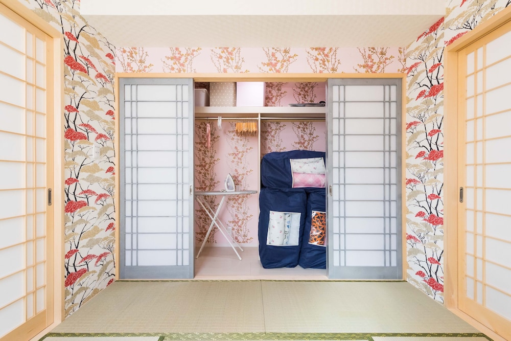PAPILLON PARADIS NISHI-SHINJUKU 東京