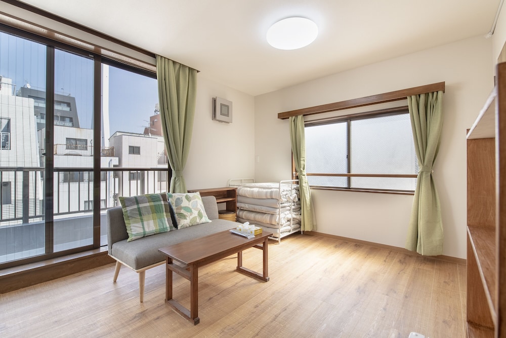UHOME SUITE KIZUNA IKEBUKURO 東京