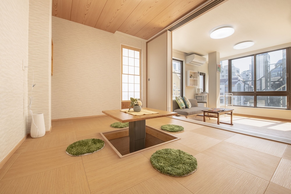 UHOME SUITE KIZUNA IKEBUKURO 東京