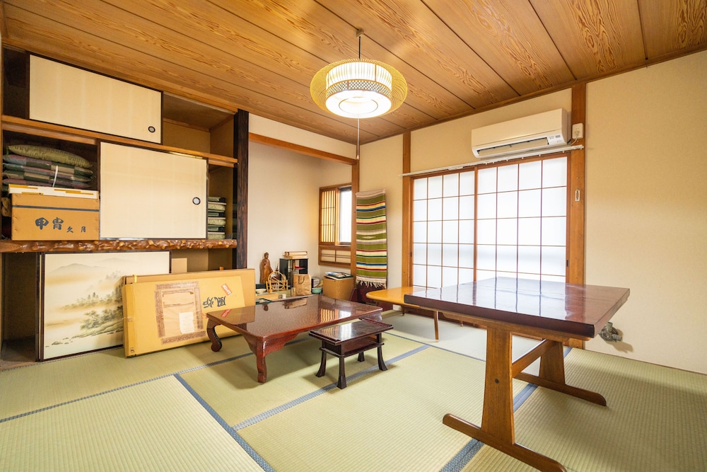 ZAITO TOKYO OSHIAGE ECONOMY INN 東京