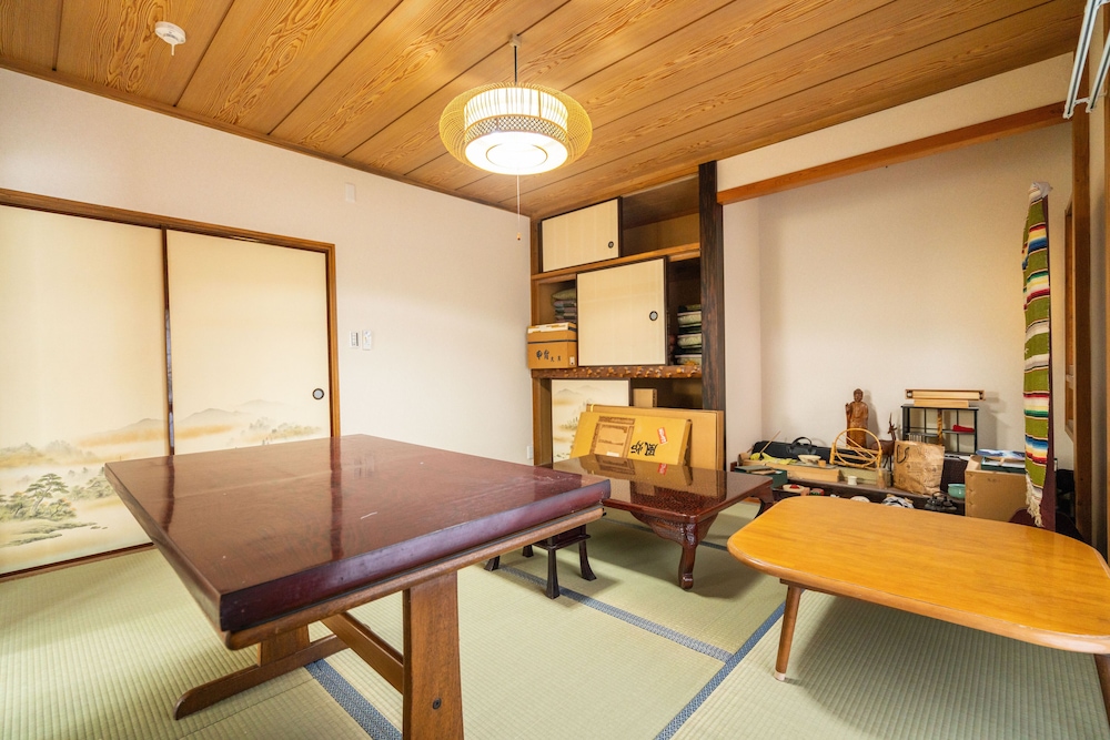 ZAITO TOKYO OSHIAGE ECONOMY INN 東京