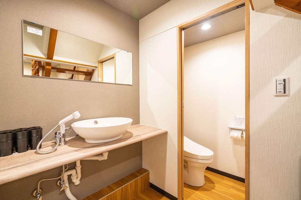 ZAITO TOKYO OSHIAGE ECONOMY INN 東京