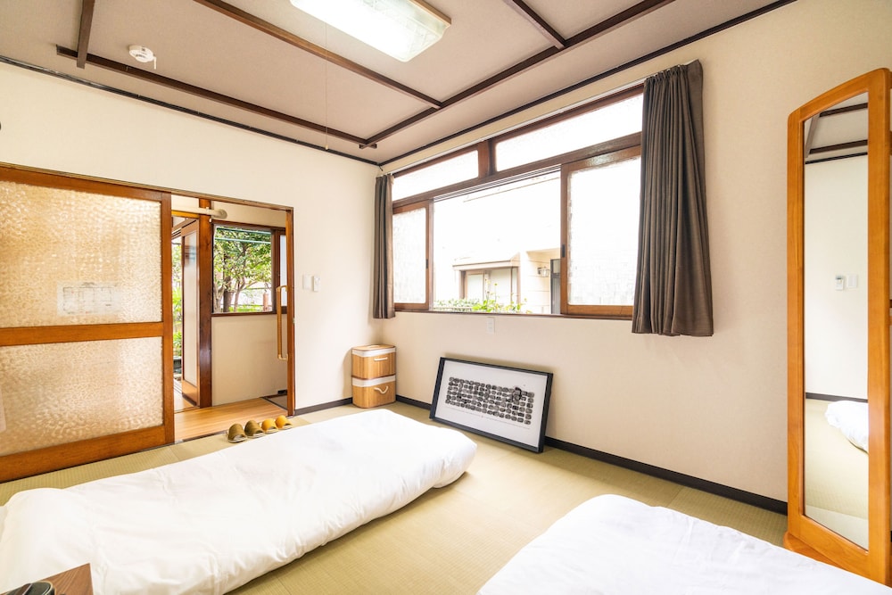 ZAITO TOKYO OSHIAGE ECONOMY INN 東京