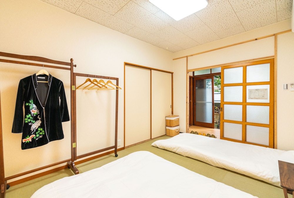 ZAITO TOKYO OSHIAGE ECONOMY INN 東京