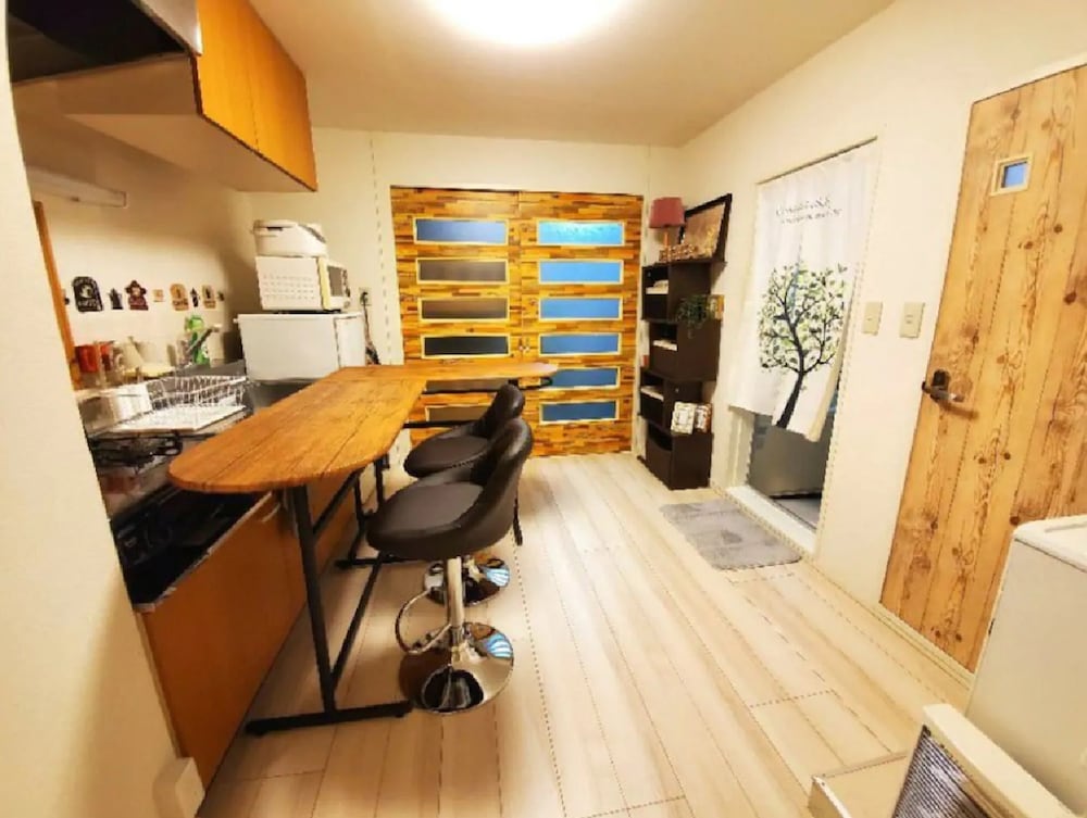 2 BED ROOM FLAT IN THE HEART OF TOKYO 東京