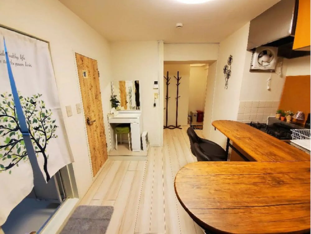 2 BED ROOM FLAT IN THE HEART OF TOKYO 東京