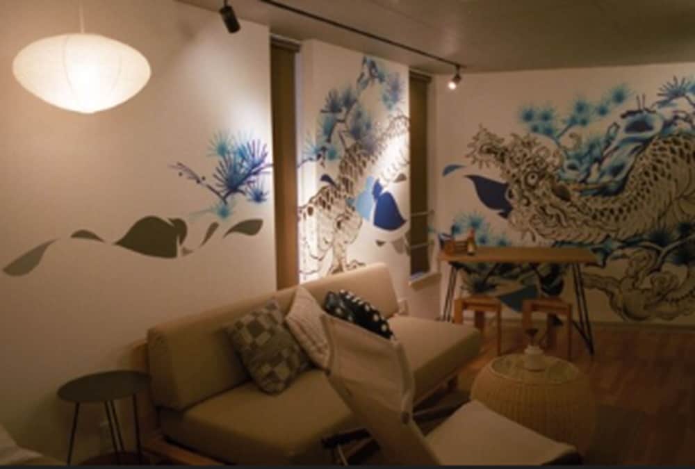 AOCA SANNO APARTMENT OF CONTEMPORARY ART 東京
