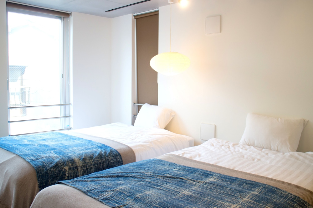 AOCA SANNO APARTMENT OF CONTEMPORARY ART 東京