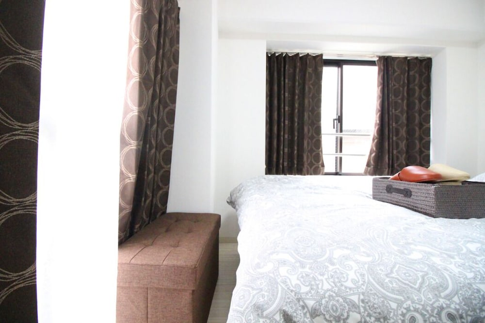 NARIMASU APARTMENT 33 東京