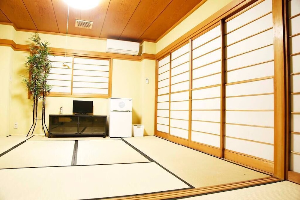 BUND GUEST HOUSE 東京