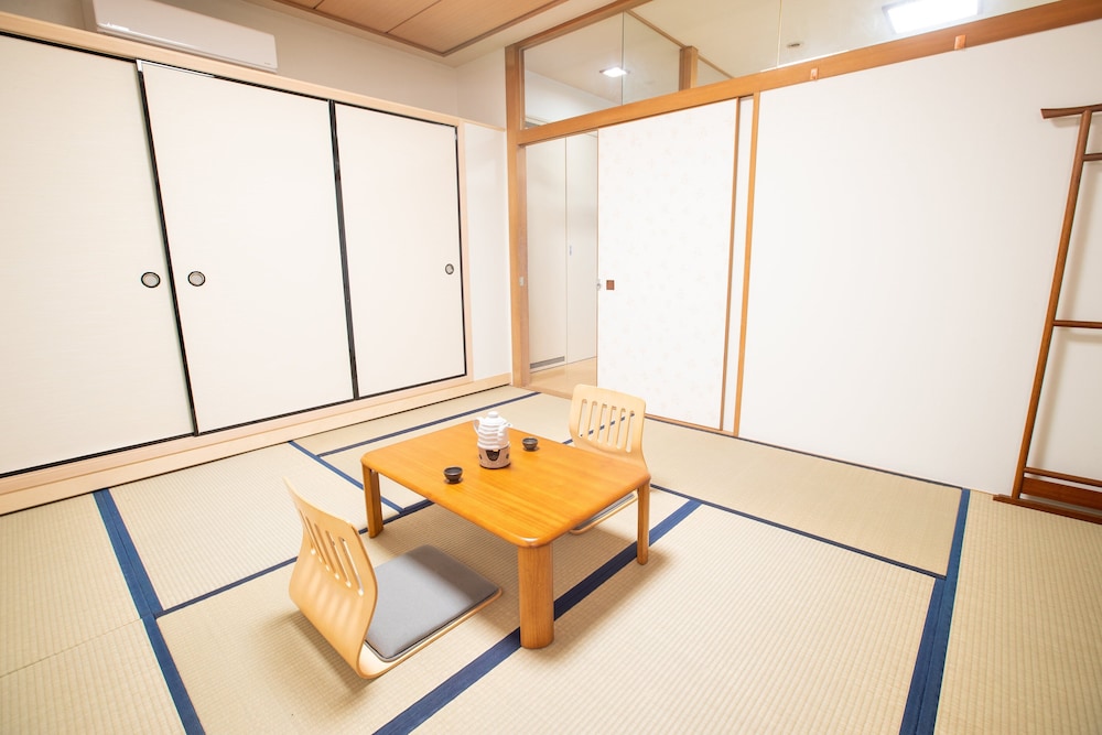 TOUKA HOUSE 4F 東京