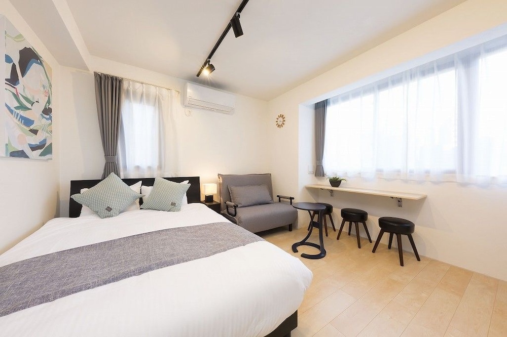 A2 MAISON PHILIPPE SHITAYA 201 東京