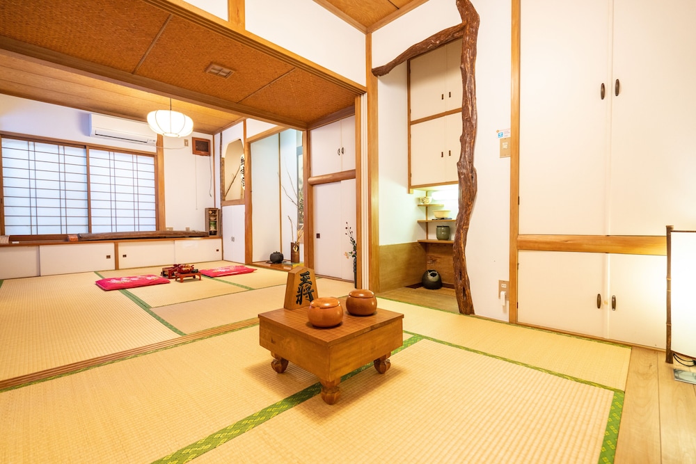 VILLA TRADITIONAL DESIGNER HOUSE OYAMA 東京