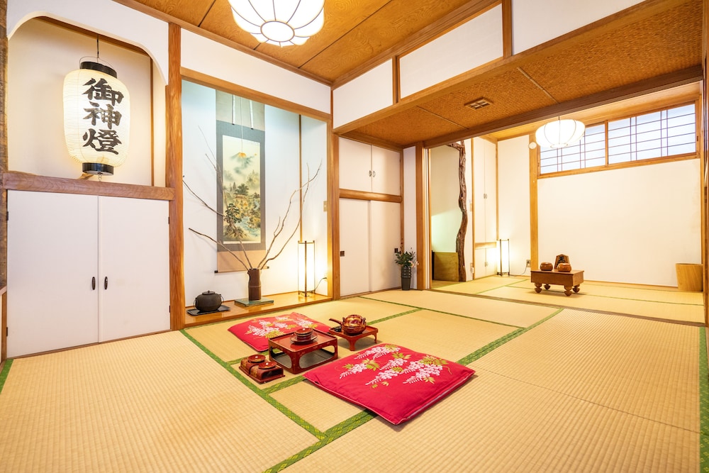 VILLA TRADITIONAL DESIGNER HOUSE OYAMA 東京