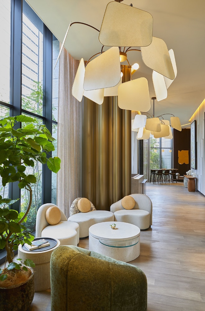 キンプトン新宿東京 バイ IHG 東京