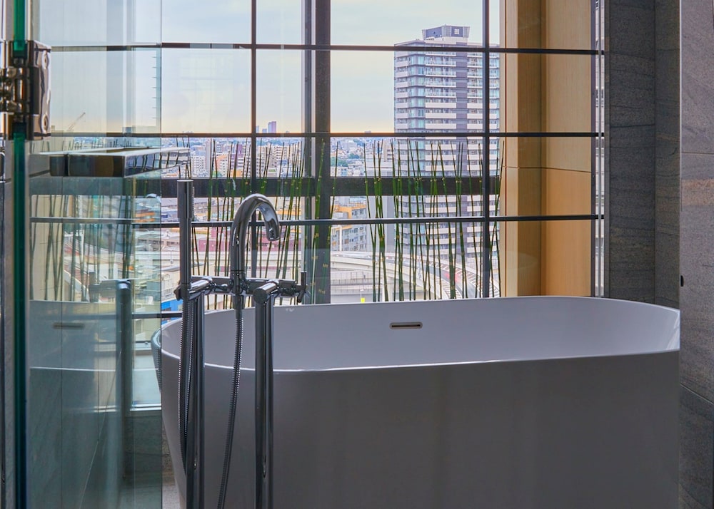 キンプトン新宿東京 バイ IHG 東京
