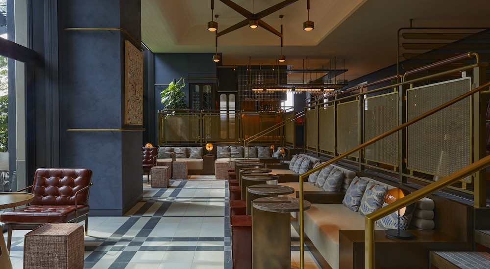 キンプトン新宿東京 バイ IHG 東京