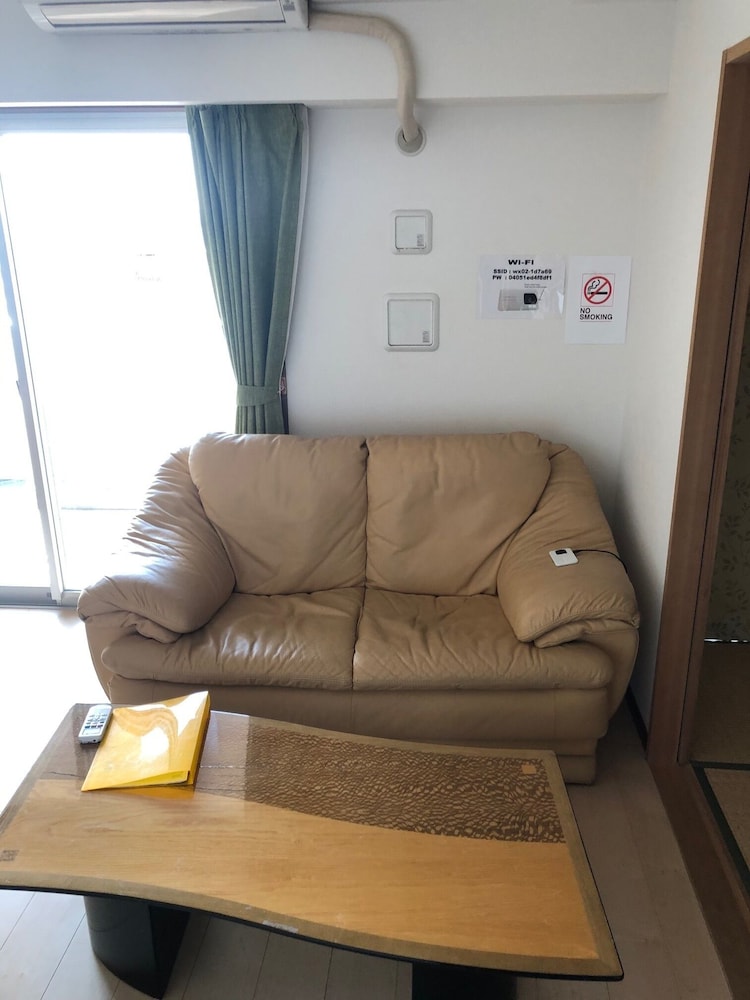 LA CHALEUR KITA KOIWA 902 東京