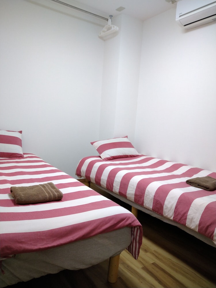 ISSYUKU HOTEL KAMINARIMON 東京