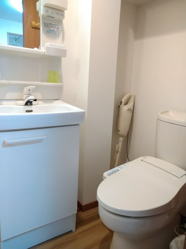 ISSYUKU HOTEL KAMINARIMON 東京