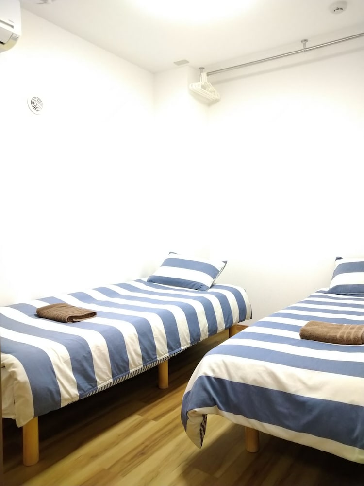 ISSYUKU HOTEL KAMINARIMON 東京