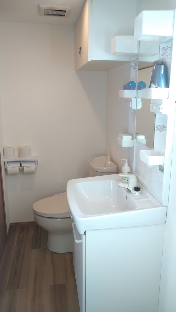 ISSYUKU HOTEL KAMINARIMON 東京