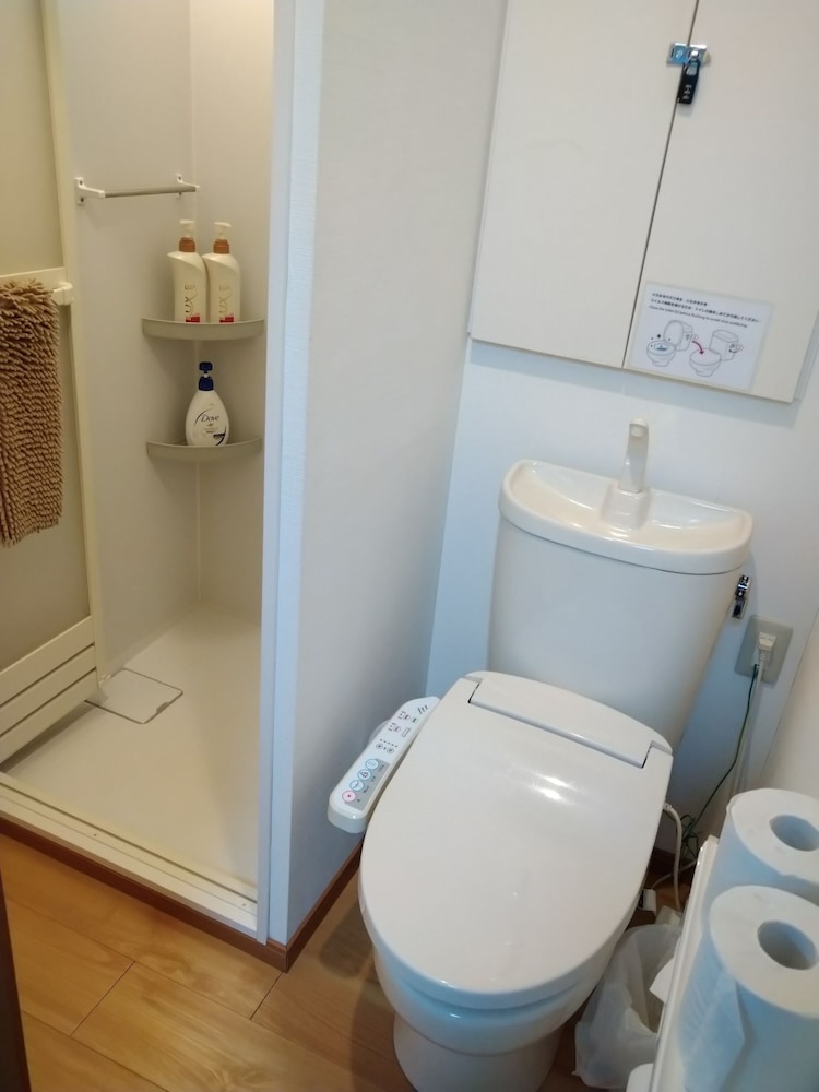 ISSYUKU HOTEL KAMINARIMON 東京