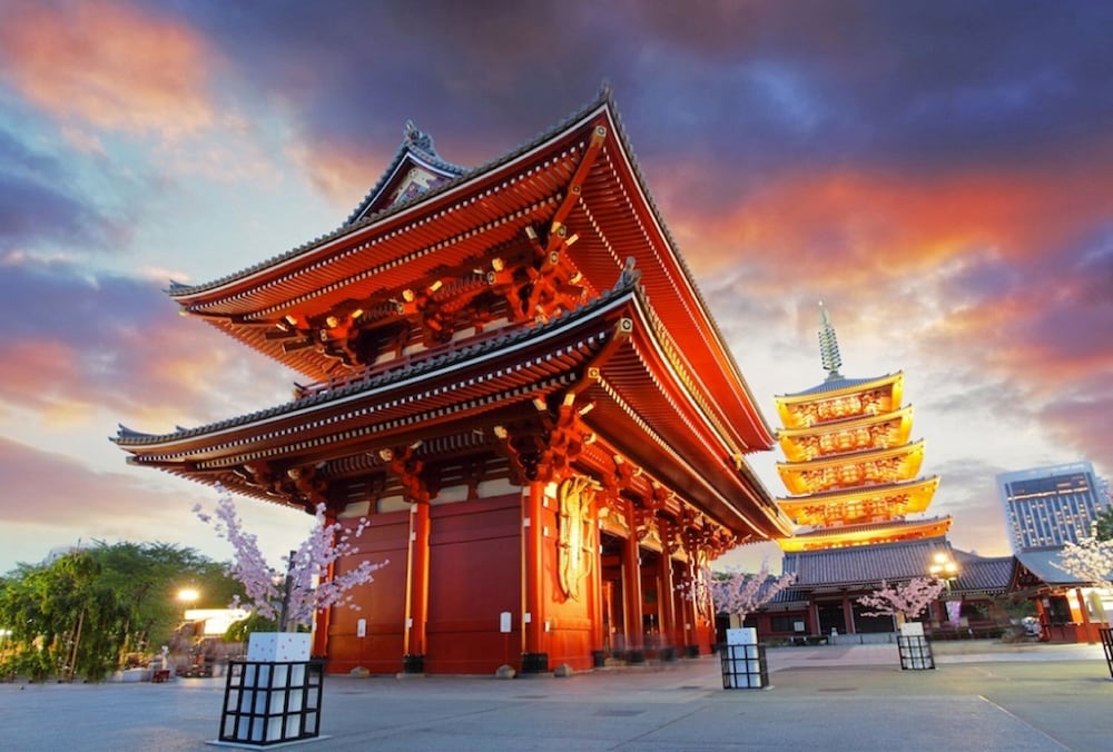 ISSYUKU HOTEL KAMINARIMON 東京