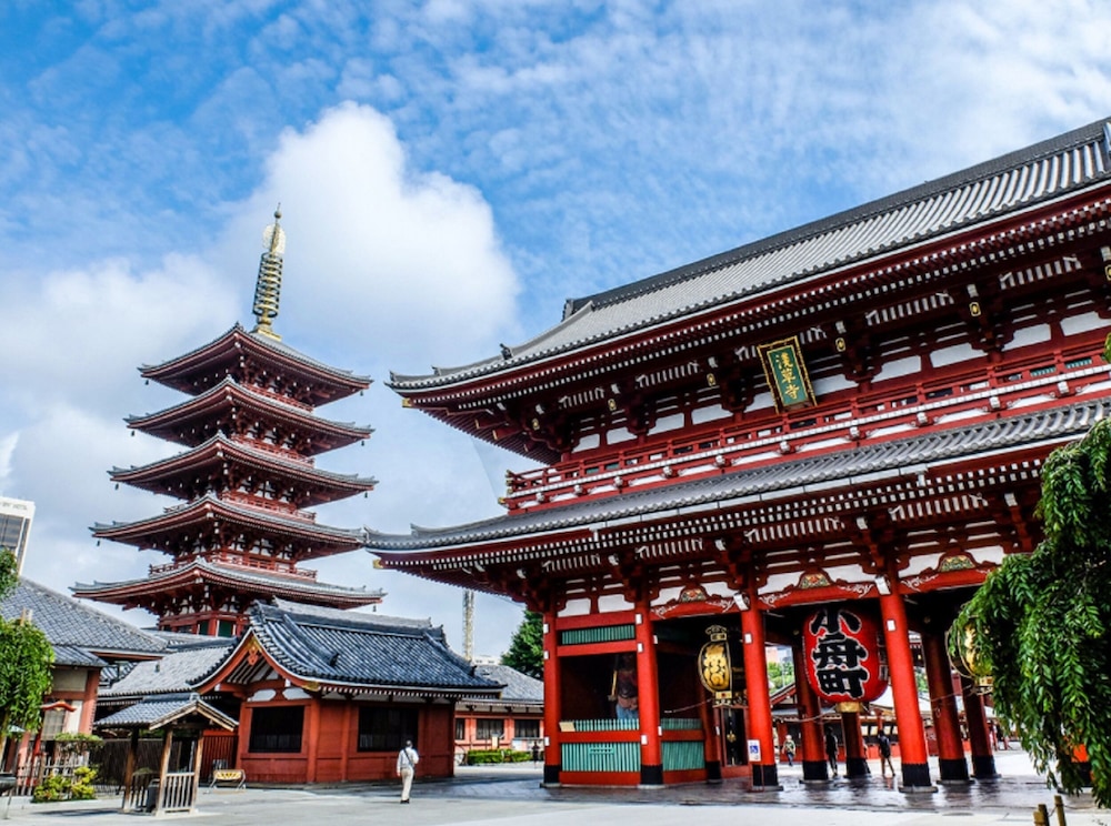 ISSYUKU HOTEL KAMINARIMON 東京