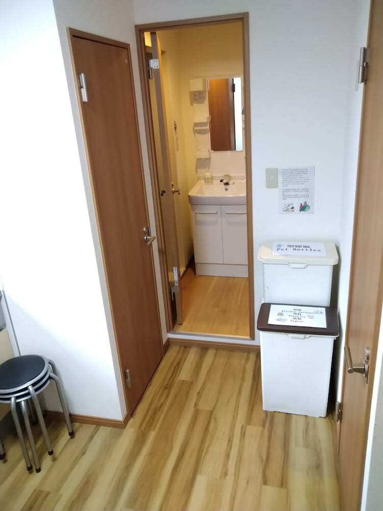 ISSYUKU HOTEL KAMINARIMON 東京