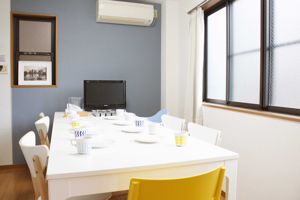 COZY HOME APT OYAMA 東京