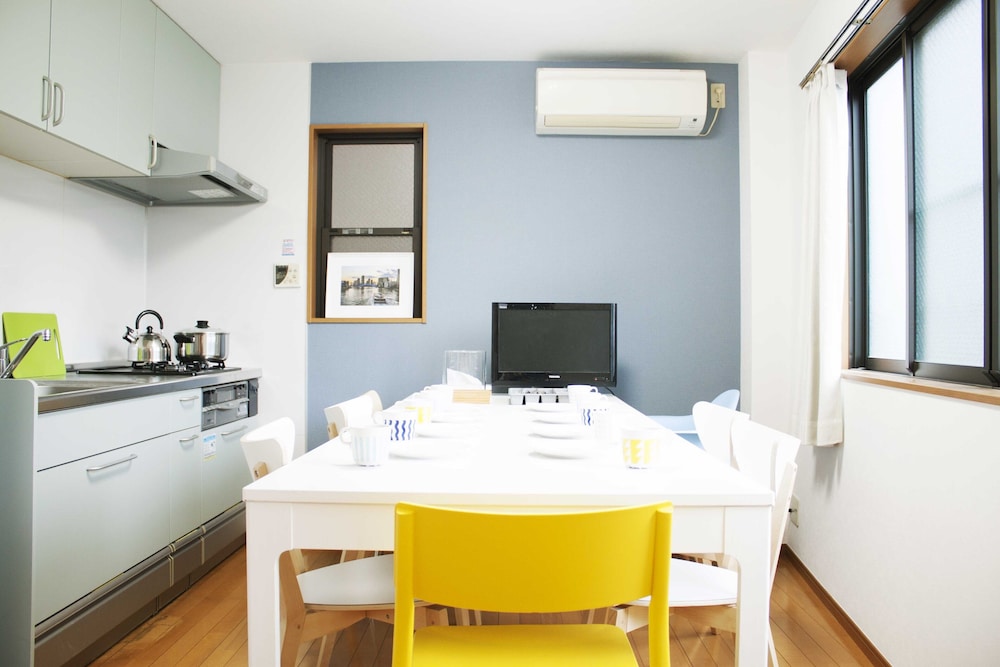COZY HOME APT OYAMA 東京