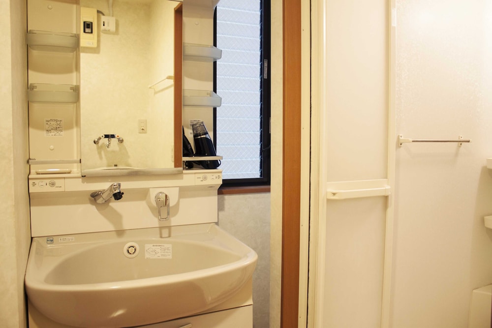 COZY HOME APT OYAMA 東京