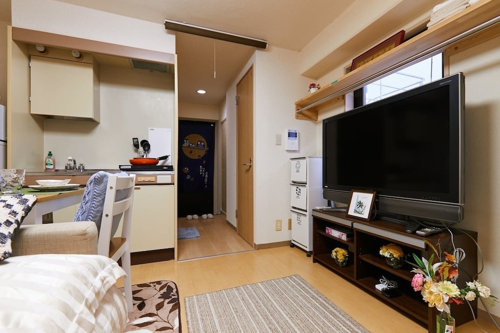 NISHISHINJUKU HANA APARTMENT 東京