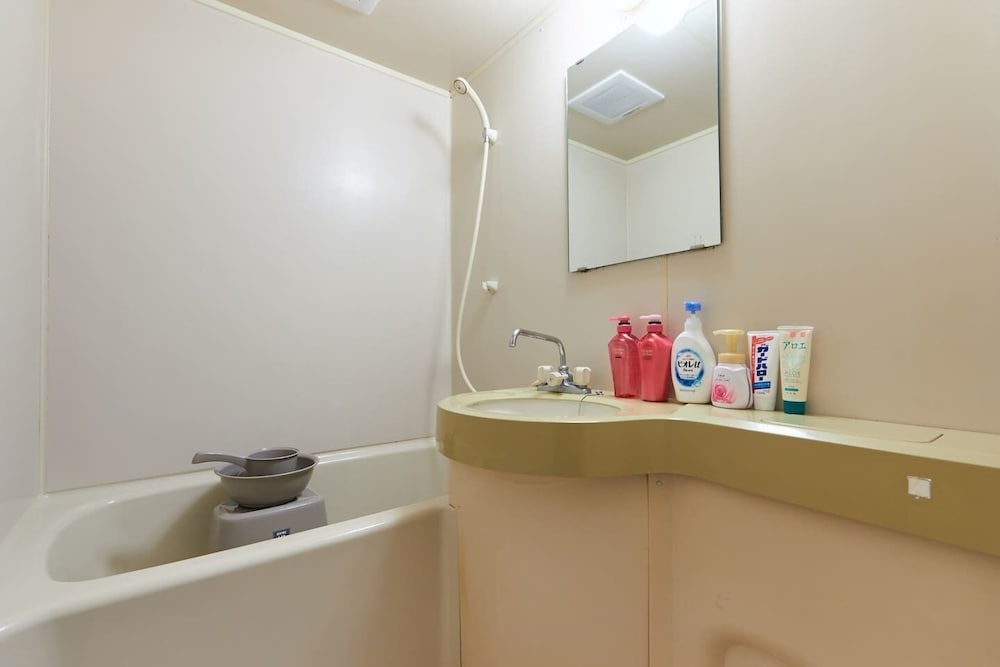 NISHISHINJUKU HANA APARTMENT 東京