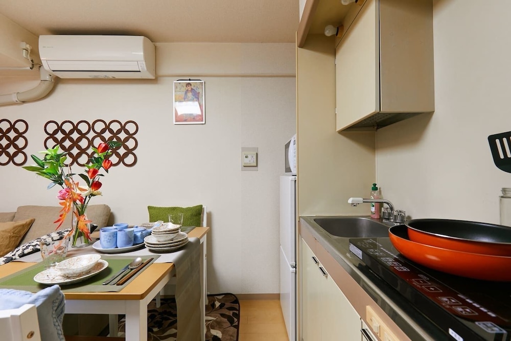 NISHISHINJUKU HANA APARTMENT 東京