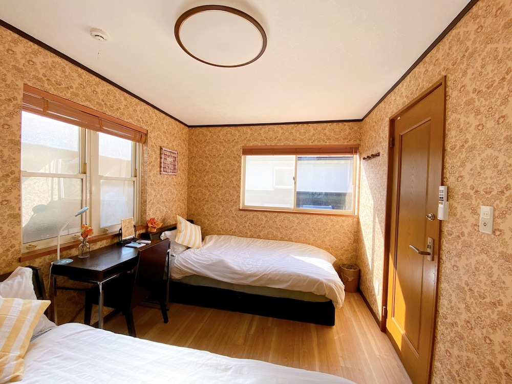 NESTLE SUITE TOKYO SHINOKUBO 東京