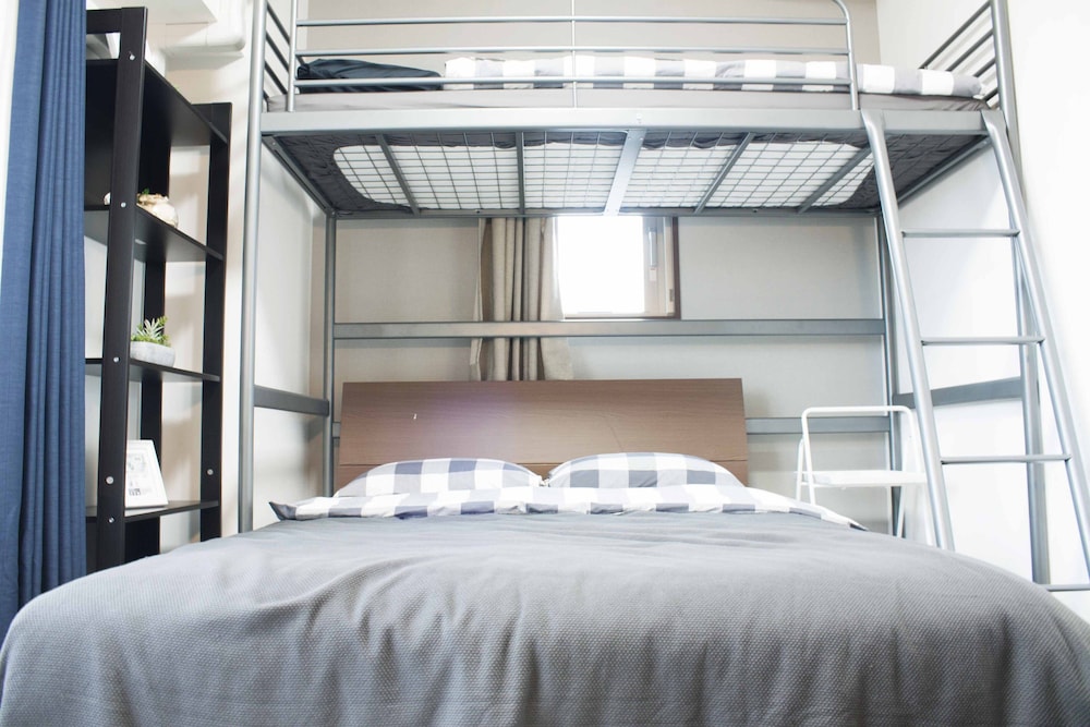 COZY HOME APT OTSUKA C 東京