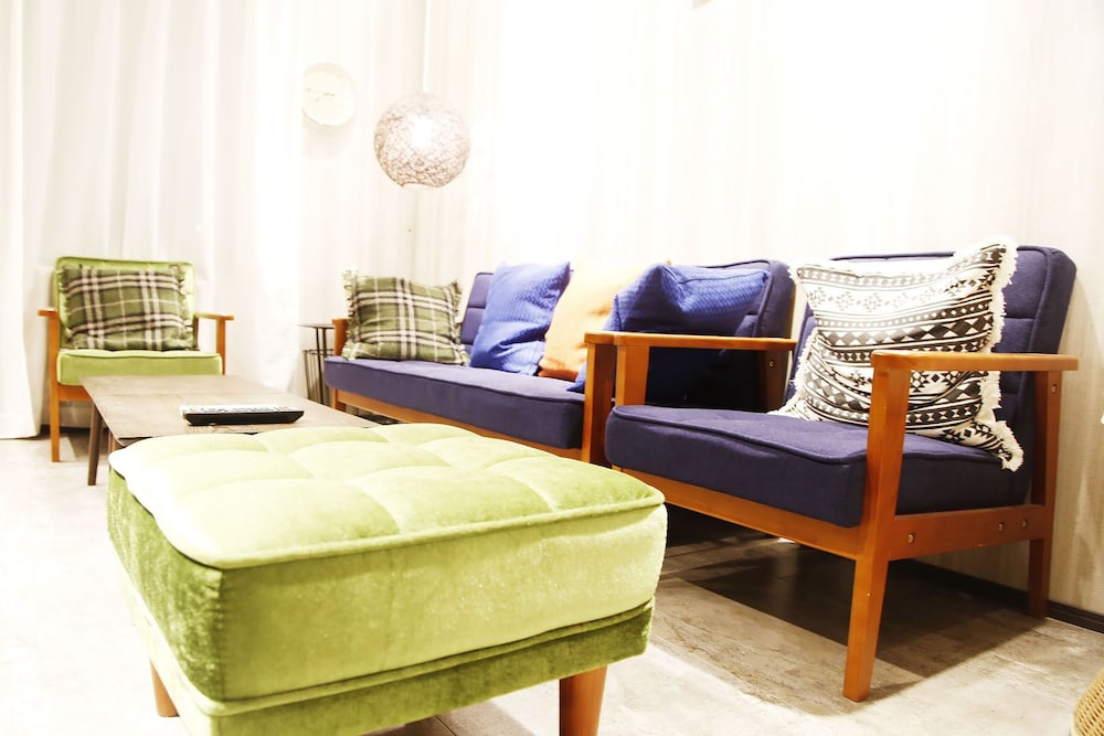 UENO LUCKY HOMES 東京
