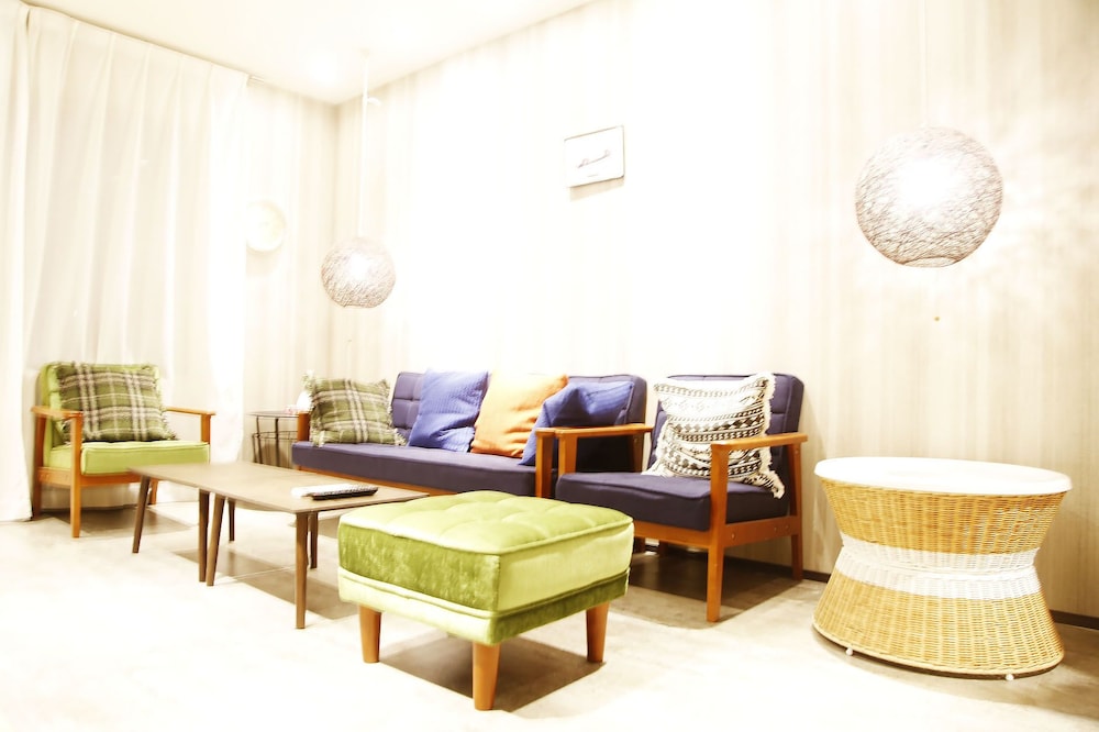 UENO LUCKY HOMES 東京
