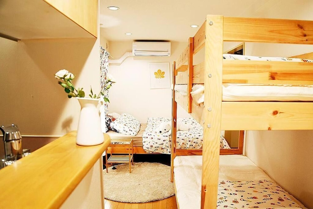ASAKUSA LUCKY HOMES 東京