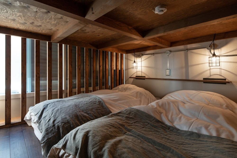 RAKUNA INN 和 HONJO-AZUMABASHI 東京