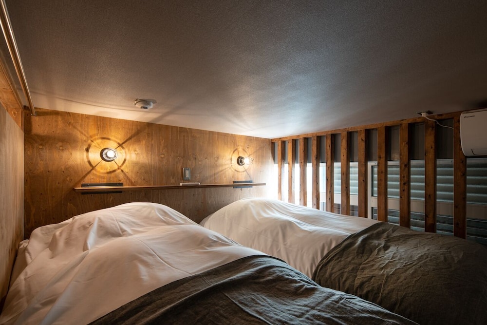 RAKUNA INN 和 HONJO-AZUMABASHI 東京