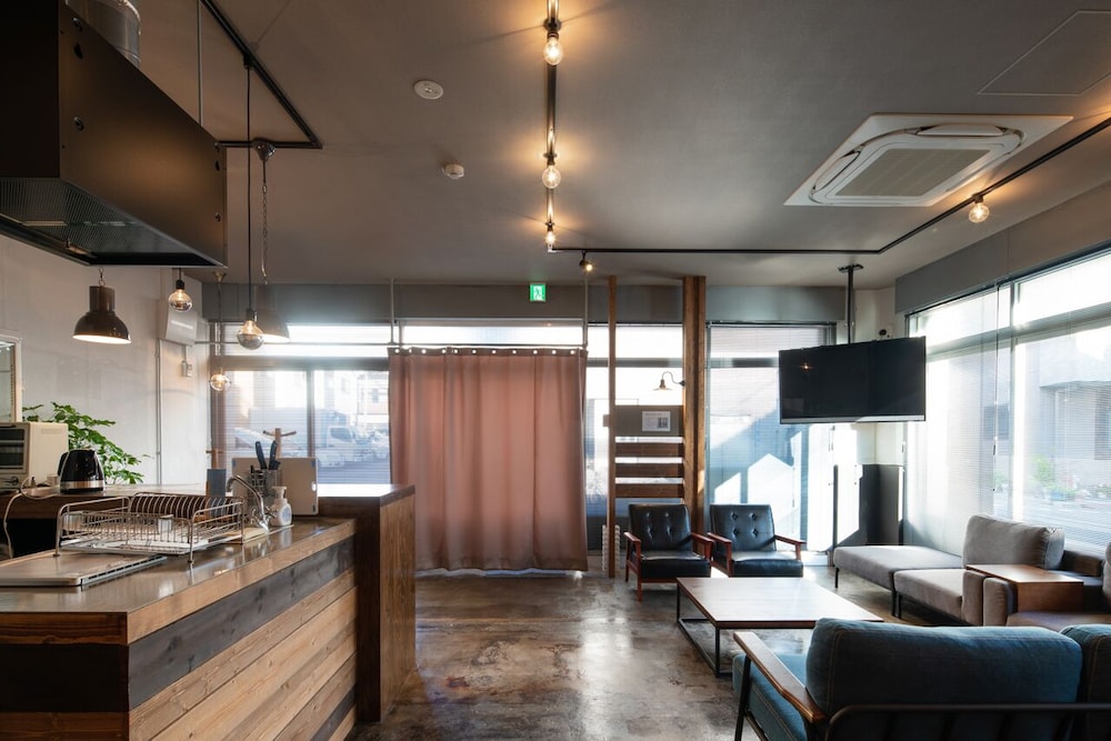 RAKUNA INN 和 HONJO-AZUMABASHI 東京